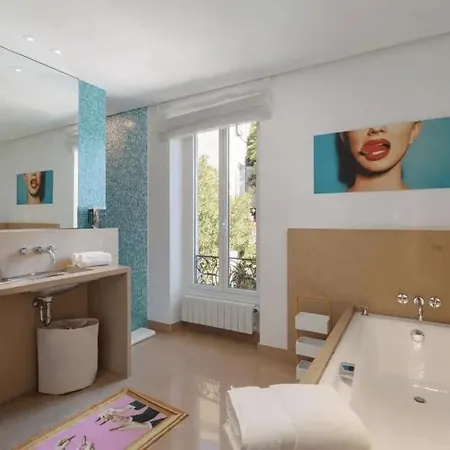 6br Mont Boron Villa *